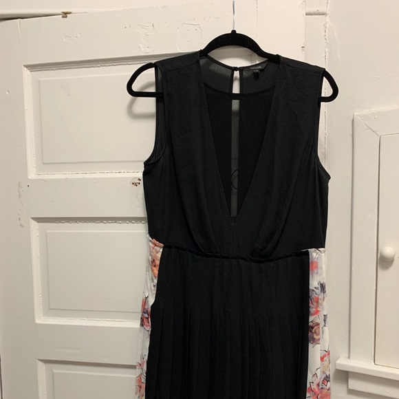 mid length dress - Picture 2 of 2